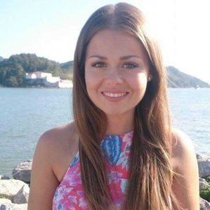 Meet your Posher, Elaina